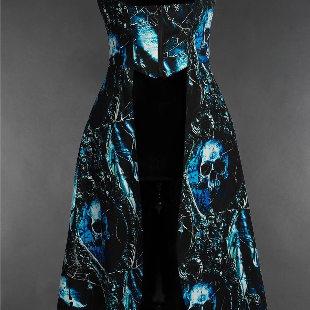 Black and Blue Dead Pirate Jinx Dress - Picture 2 of 5